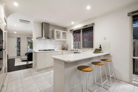 Property photo of 17A Beverley Crescent Blackburn VIC 3130