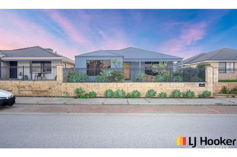 Property photo of 117 Rosegreen Avenue Butler WA 6036
