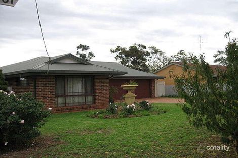 20 Willaroo St, Peak Hill, NSW 2869