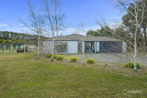 37 Trentham Rd, Tylden, VIC 3444