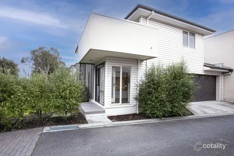 1/3 Old Plenty Rd, South Morang, VIC 3752
