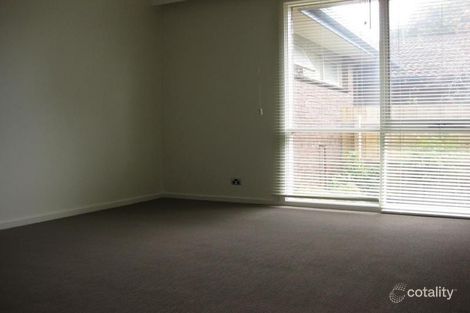 Property photo of 4/34 Linacre Road Hampton VIC 3188