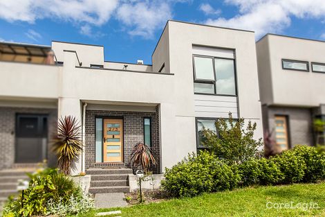Property photo of 2/3 Banool Quadrant Doncaster East VIC 3109