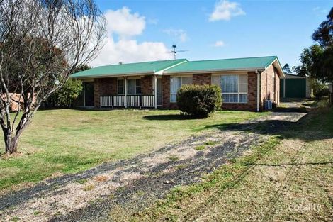 2 Russell Ct, Wyreema, QLD 4352