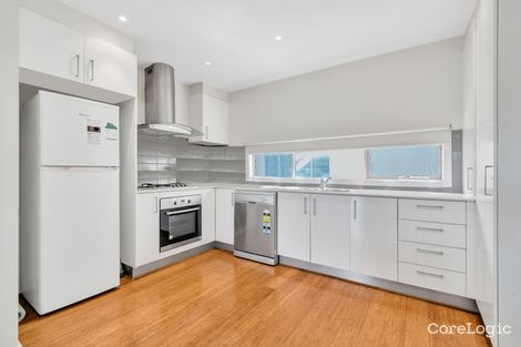 Property photo of 26/1 Clearwater Rise Parade Truganina VIC 3029