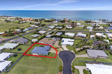 Property photo of 3 Daisy Court Coral Cove QLD 4670