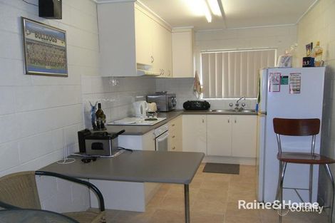 Property photo of 2/22 The Barons Drive Andergrove QLD 4740