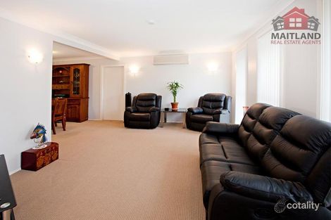 Property photo of 10 Thurlow Close Bolwarra NSW 2320