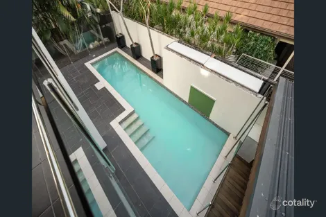 7 ASTER PL, CALAMVALE, QLD 4116