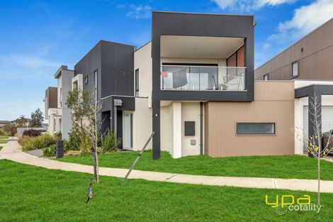 Property photo of 7 Tony Way Cranbourne West VIC 3977