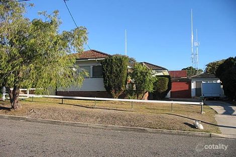 19 Lynwood Ave, The Entrance, NSW 2261