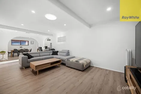 Property photo of 2 Menin Place Milperra NSW 2214