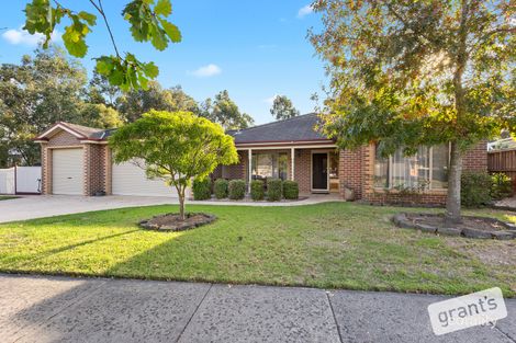 13 Lemon Tree Lane, Narre Warren North, VIC 3804