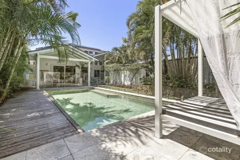 Property photo of 16 Bryce Street Suffolk Park NSW 2481