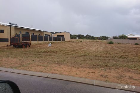 4 Gregory Pass, Port Denison, WA 6525