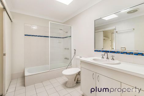 Property photo of 1/16 Montrose Road Taringa QLD 4068