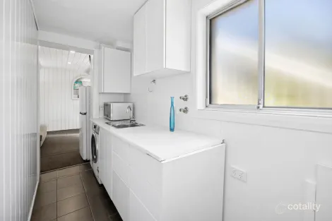 Property photo of 19 Clontarf Street Seaforth NSW 2092