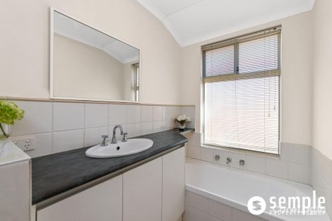 Property photo of 7/1 Cottrill Street Alfred Cove WA 6154