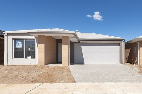 Property photo of 17 Moroka Avenue Weir Views VIC 3338