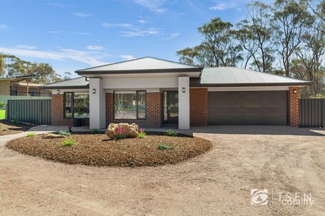 108 Junortoun Rd, Junortoun, VIC 3551