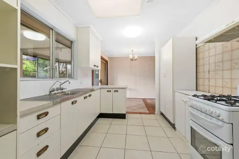 Property photo of 6 Koombarra Street Harlaxton QLD 4350
