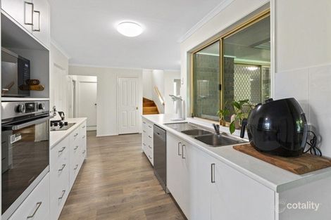 Property photo of 3 Oak Street Ormiston QLD 4160