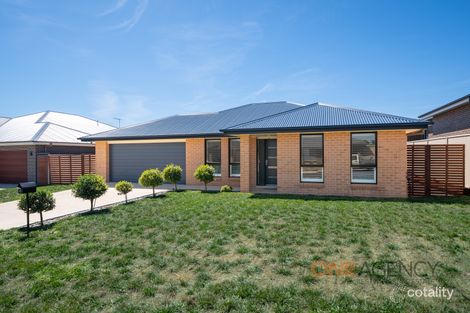 Property photo of 12 Basalt Way Kelso NSW 2795