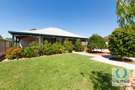 41 Renou St, Queens Park, WA 6107