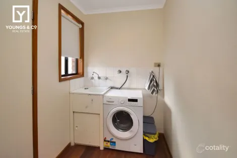 Property photo of 231 The Boulevard Shepparton VIC 3630