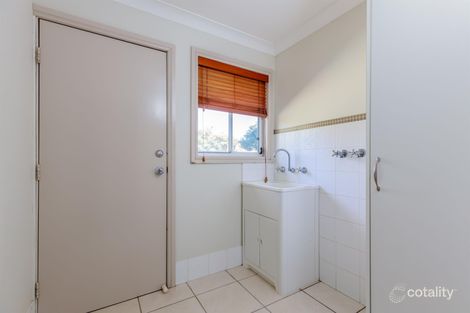 Property photo of 7 Ashlundie Crescent Dubbo NSW 2830