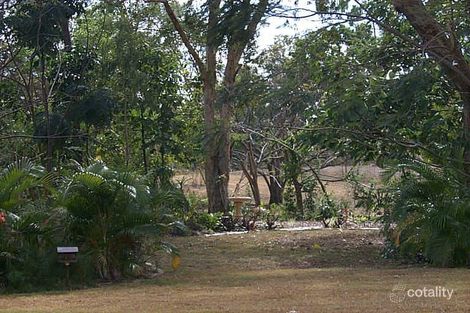 81 Marina Dr, Bushland Beach, QLD 4818