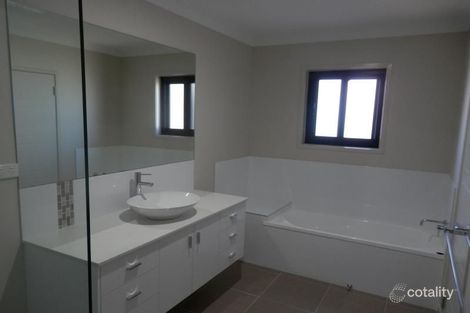 Property photo of 7/29 Mariners Drive Townsville City QLD 4810