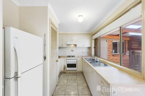 Property photo of 2/17 Belinda Close Kurunjang VIC 3337