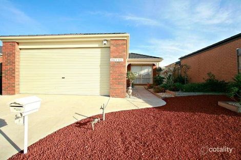 Property photo of 7 Sir Thomas Drive Pakenham VIC 3810