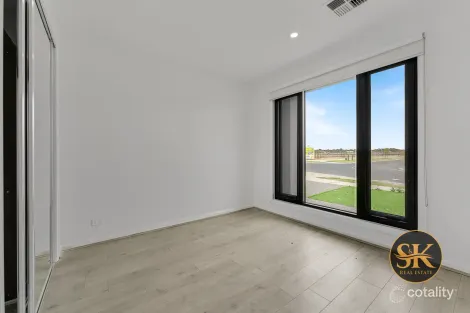 Property photo of 34 Stacey Parade Mount Cottrell VIC 3024