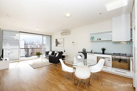 30/100 Queensberry St, Carlton, VIC 3053