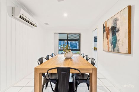 Property photo of 2 Coolibah Close Springfield Lakes QLD 4300