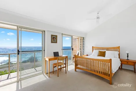 Property photo of 2/2-4 Beach Street Curl Curl NSW 2096
