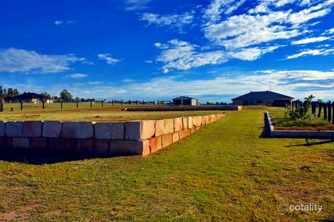 13 Granzien Rd, Hatton Vale, QLD 4341