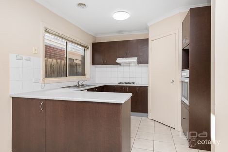 Property photo of 18 Sarkis Mews Hillside VIC 3037