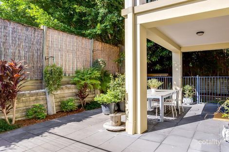 Property photo of 5 Northpoint Close Robina QLD 4226