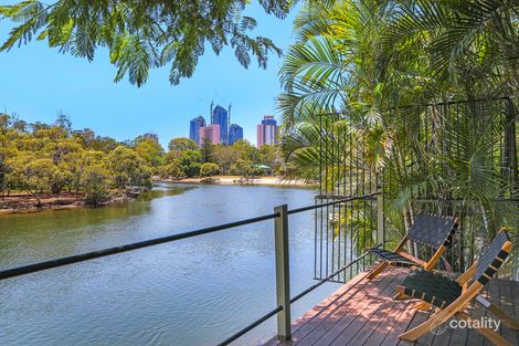 Property photo of 42 Savoy Drive Broadbeach Waters QLD 4218