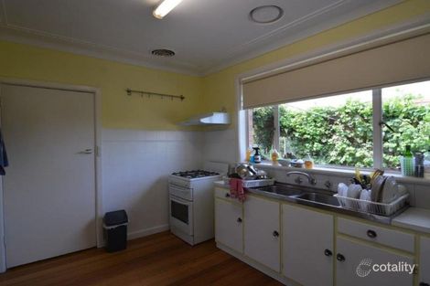 Property photo of 8 Rowan Avenue Brooklyn VIC 3012