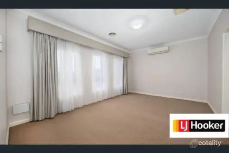 Property photo of 28 Stringybark Avenue Brookfield VIC 3338