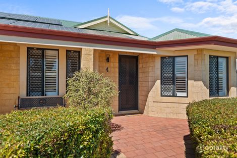 Property photo of 4 Skipjack Way Warnbro WA 6169