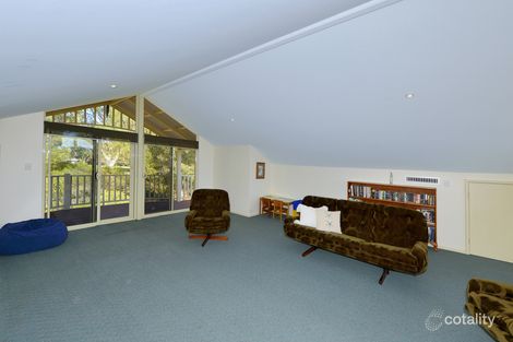 Property photo of 8 Dunbar Court Meadow Springs WA 6210