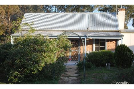 Property photo of 32 Tullaroop Road Maryborough VIC 3465