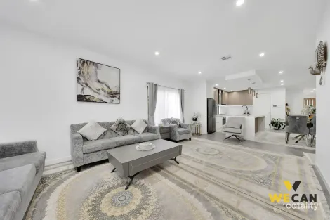 Property photo of 8 Boglis Avenue Wollert VIC 3750