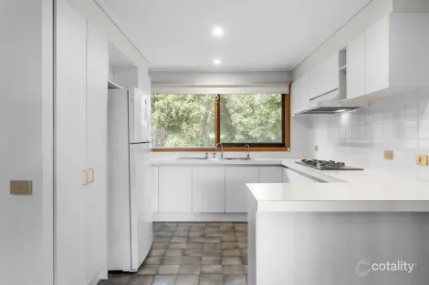 Property photo of 64 Bay Road Mount Martha VIC 3934
