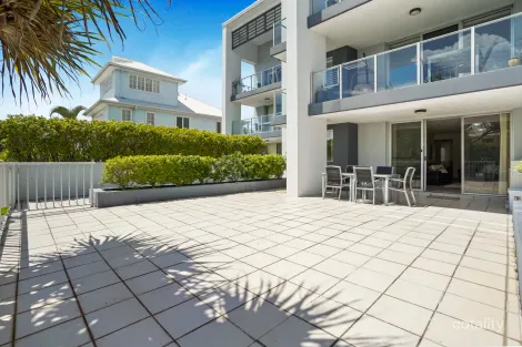 2/2341 Gold Coast Hwy, Mermaid Beach, QLD 4218